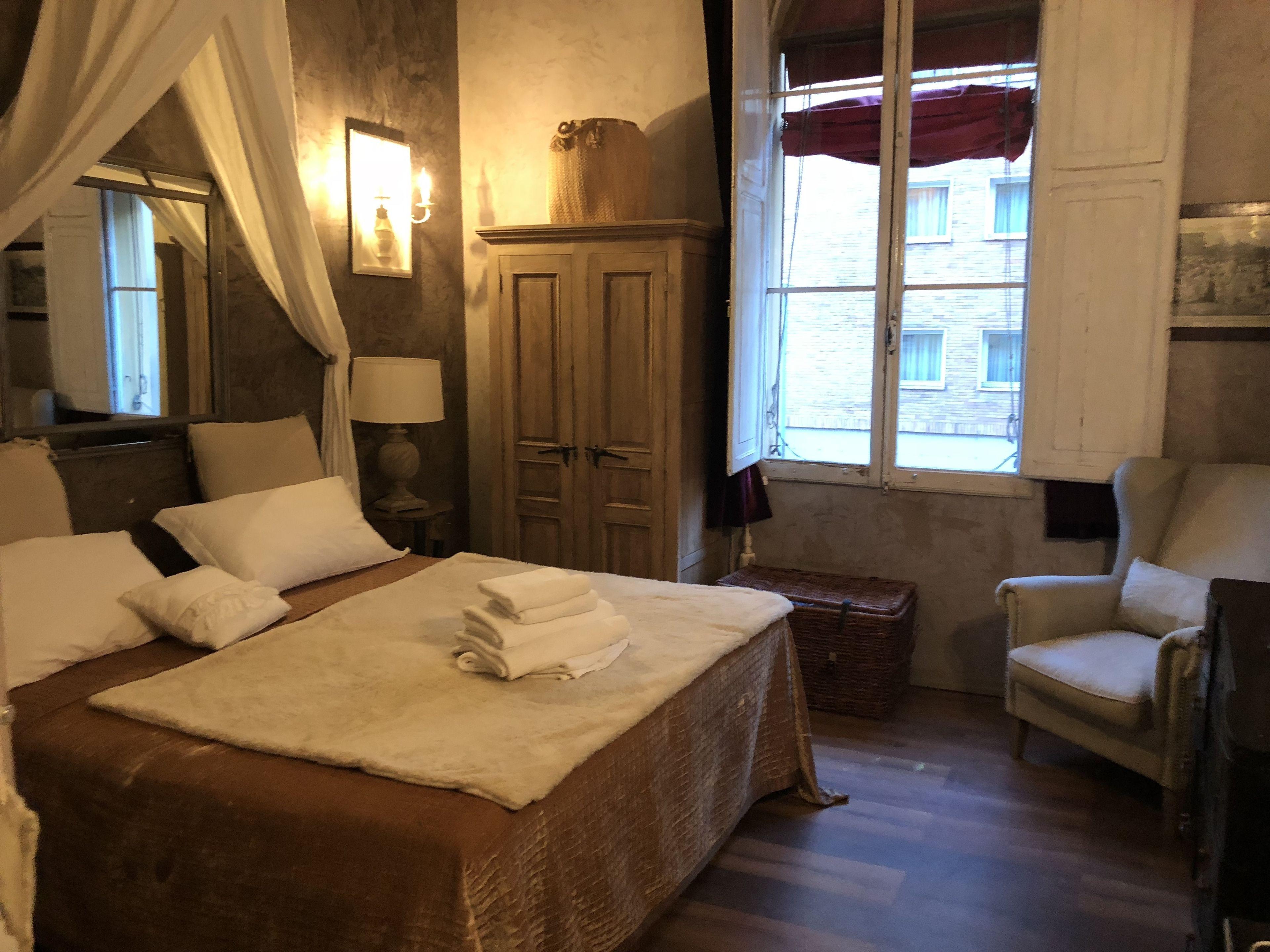 Les Chambres De Amelie B&B — Photos 3